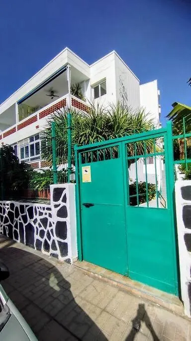 Appartamento Tranquilo Apartamento En San Agustin 1 Dormitorio Cama Doble Y Salon Con Sofas Camas Maspalomas